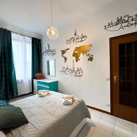 Elegant Three-Room Apartment In Porta Romana Milan Exterior photo